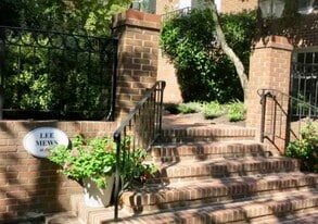 Building Photo - 420 1/2 N Saint Asaph St