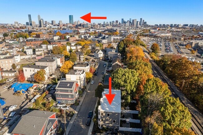 Building Photo - 50 Robey St