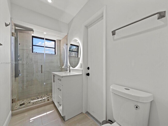 Building Photo - 9320 SW 125th Terrace