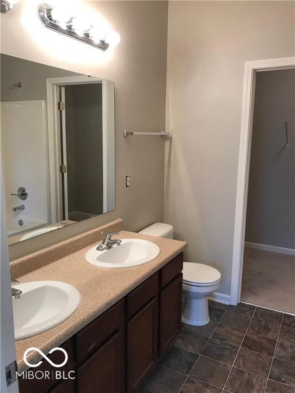 Building Photo - 9766 Prairie Smoke Dr