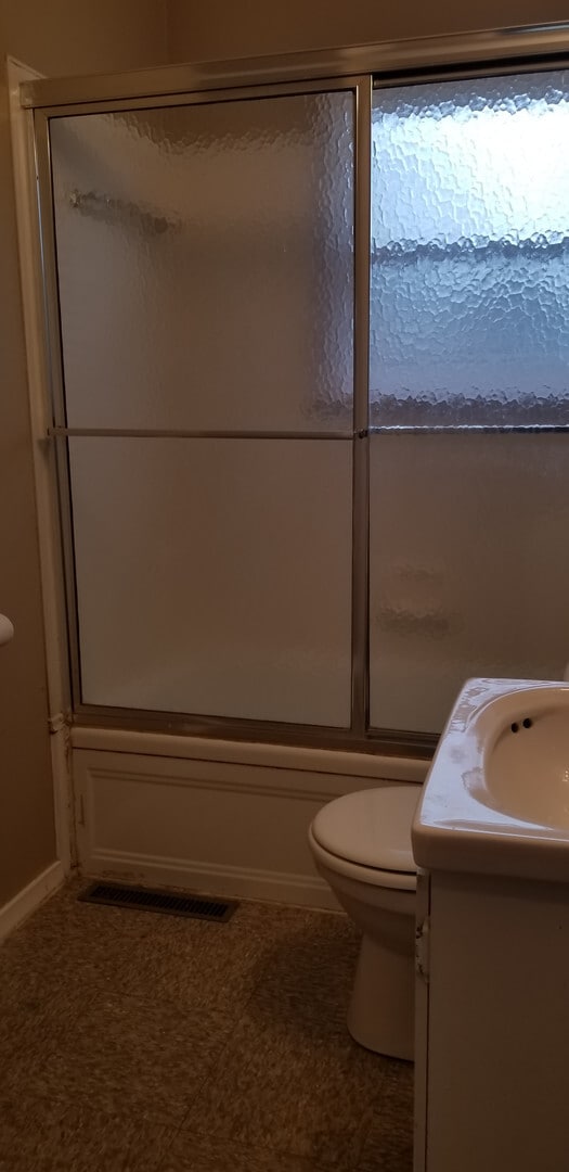 Building Photo - 3 Bedroom Ranch