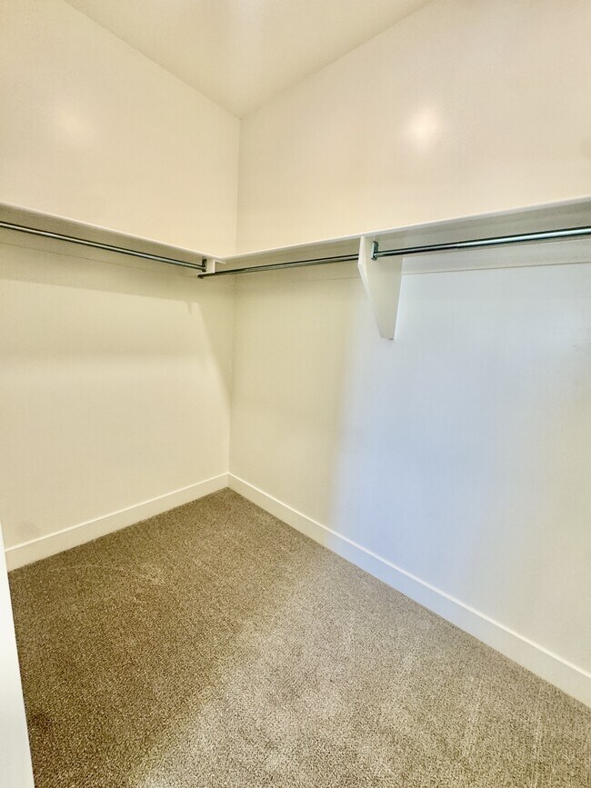 Building Photo - 2838 W 500 N