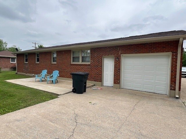 Building Photo - 117 Gates Dr