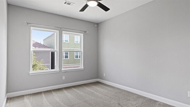 Building Photo - 5419 Camaguey St