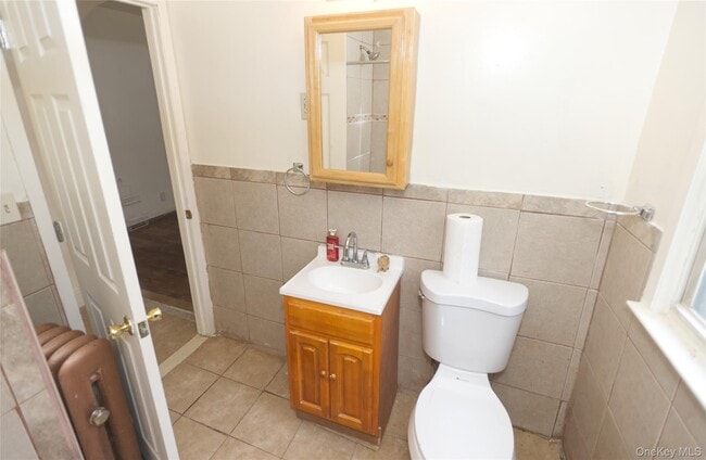 Building Photo - 6 Greendale Ave