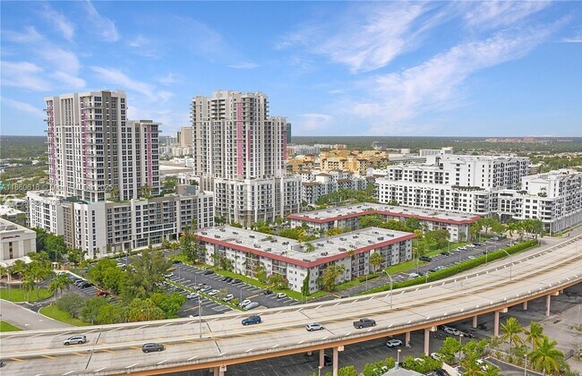 Building Photo - 8101 SW 72nd Ave