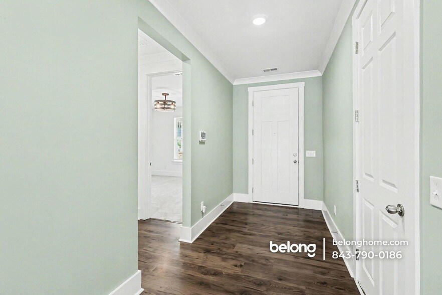 Building Photo - 212 Summer Tanager Dr