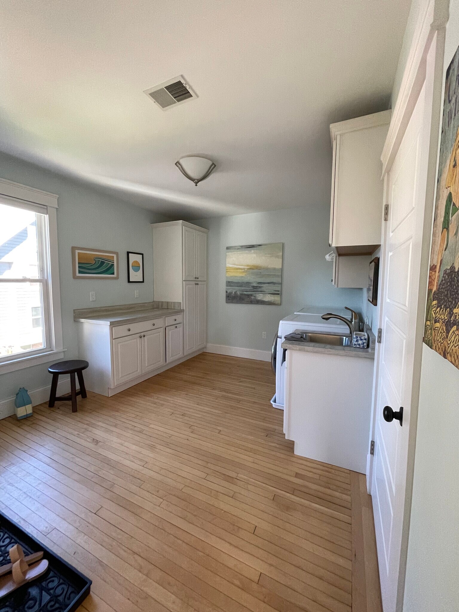 Laundry Room - 2547 S Shore Dr