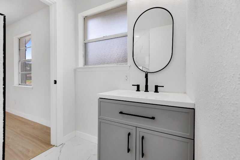 Building Photo - 1414 Timberlake Cir