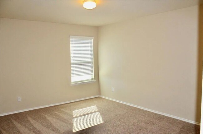 Building Photo - 1602 Wild Rye Cir