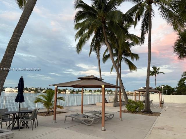 Building Photo - 1865 79th Street Causeway