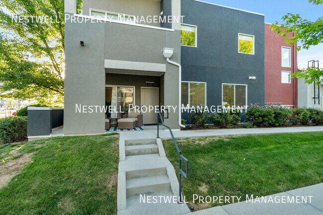 Primary Photo - 4512 W S Jordan Pkwy