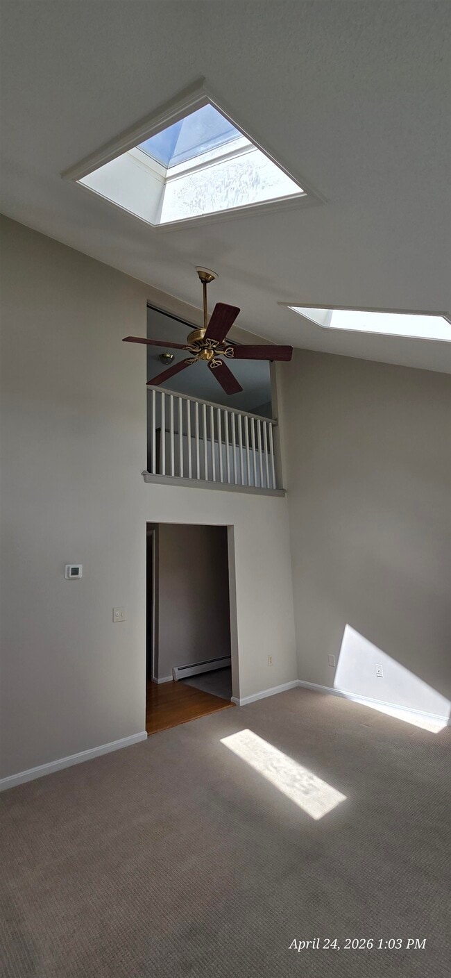 Building Photo - 15 Bonnie Ln