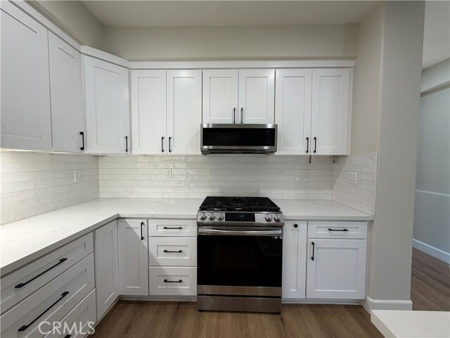 Building Photo - 18 Mineral King