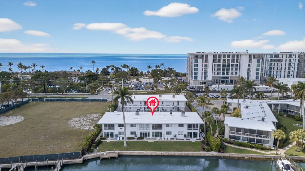 Building Photo - 1550 Gulf Shore Blvd N