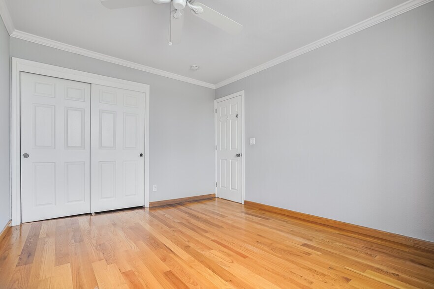 Bedroom 1 w closet - 1193 Laurel St