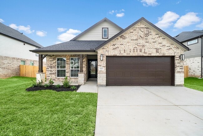 Building Photo - 3327 Tilley Dr