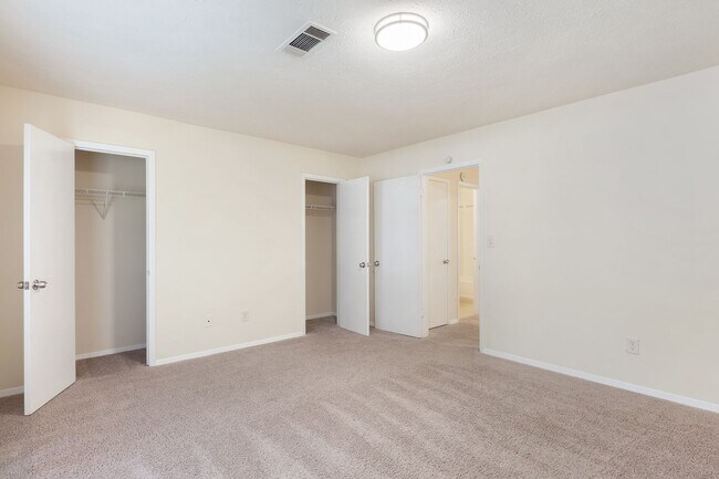 Building Photo - 3109 Destin Cir