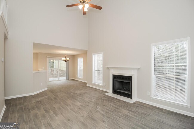 Building Photo - 3204 Rimrock Dr