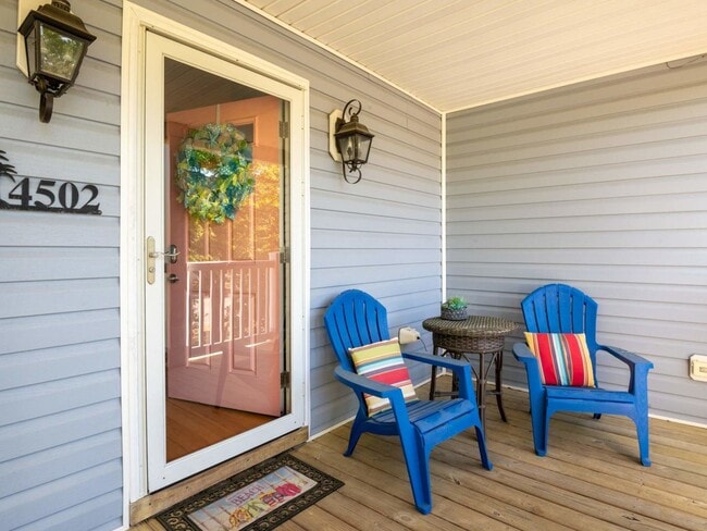 Building Photo - 4502 E Oak Island Dr