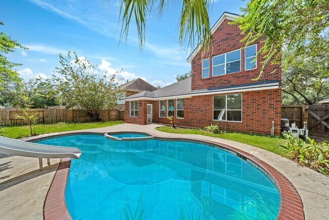 Building Photo - 13623 Country Green Ct