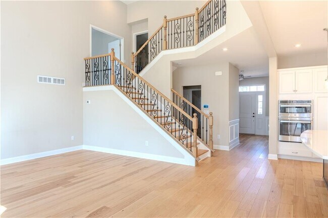 Building Photo - 8040 Scenic Ridge Wy