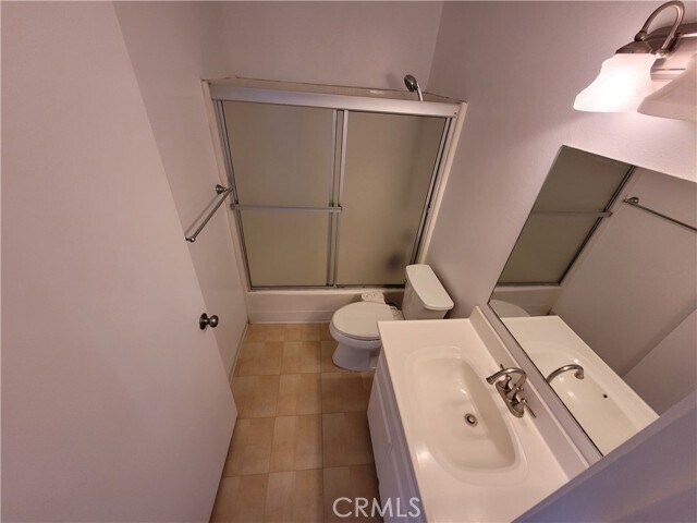 Building Photo - 4110 Elm Ave