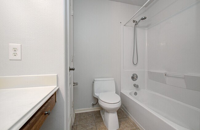 Building Photo - 21922 Catoosa Dr