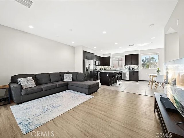 Building Photo - 132 Cadence
