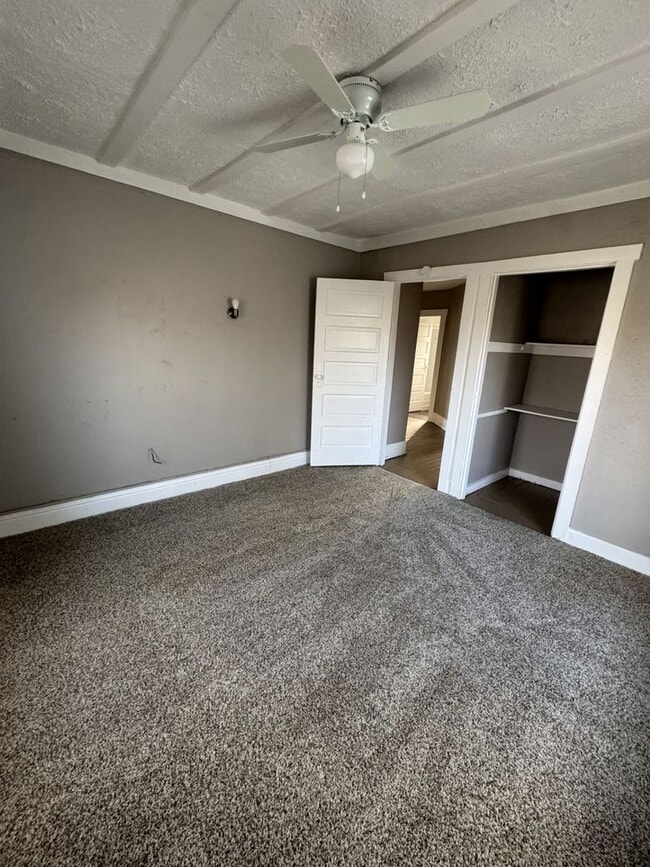 Building Photo - Welcome to this charming 3-bedroom, 2-bathroom home located in the heart of Springfield, OH+