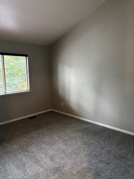 Master Bedroom - 6373 Zang Ct