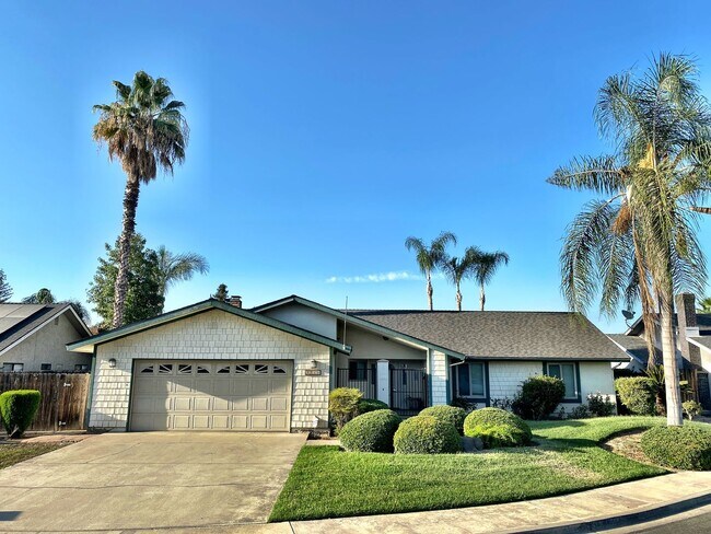 Building Photo - 3710 W Sunnyside Ct