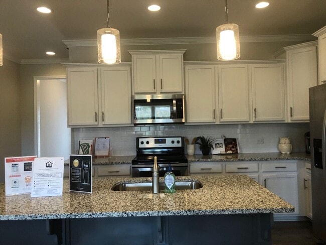 Building Photo - Wonderful floor plan by True Homes