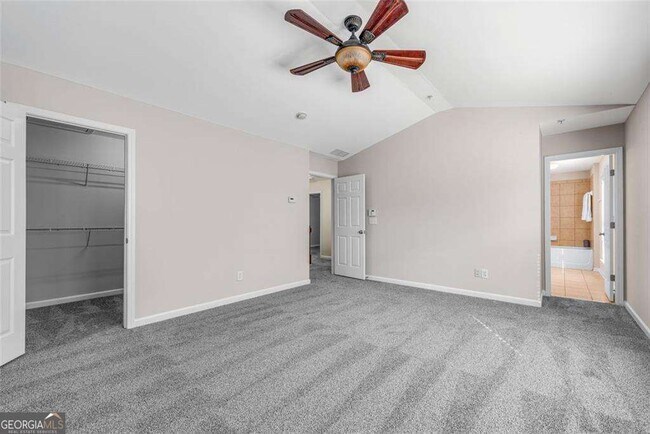 Building Photo - 268 Balaban Cir
