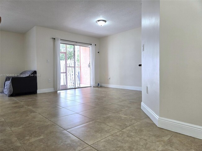 Building Photo - 12423 NW 7th Ln