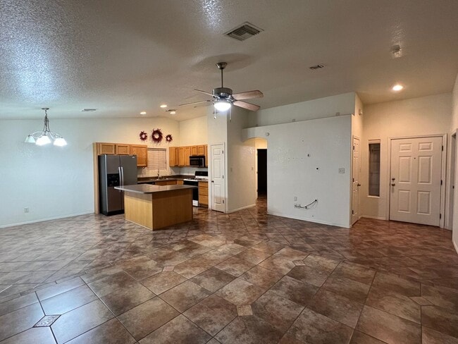 Building Photo - 2685 S Tensleep Ave