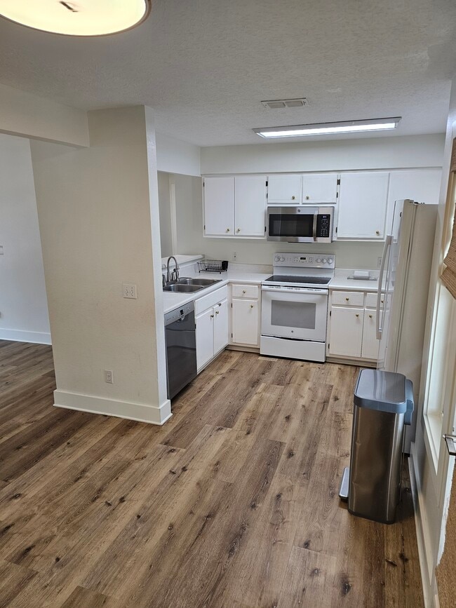 Kitchen - 21409 Marlin Ave