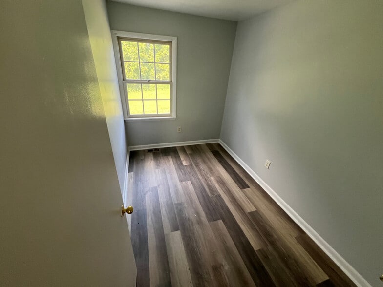 Building Photo - 46 Grant Ter