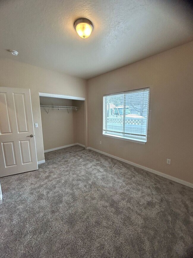 Building Photo - 1531 Tranquil Ln
