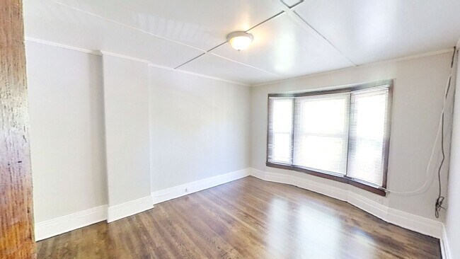 Building Photo - 289 Pearl St | Apt B | 2 BD/1 BA | Great L...