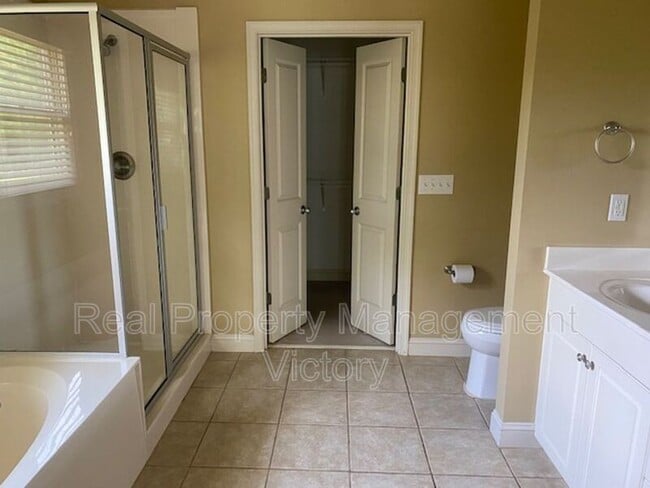 Building Photo - 3021 Chelsea Park Ridge