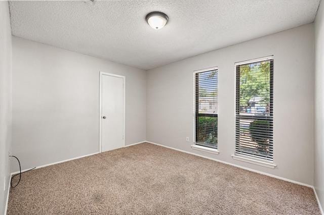 Building Photo - 823 Quail Terrace