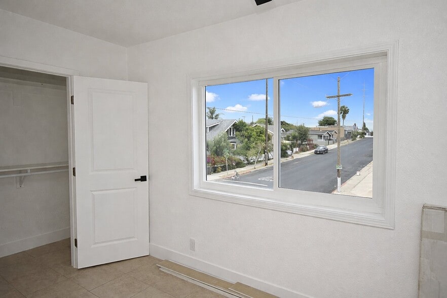 Building Photo - 2096 Franklin Ave