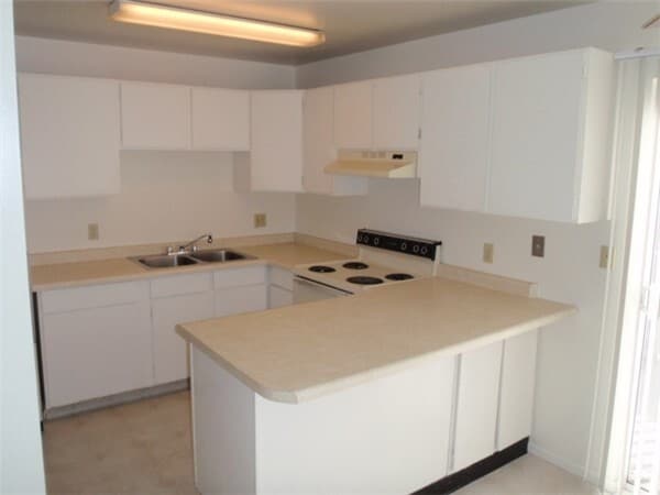 Building Photo - 4845 S 450 W