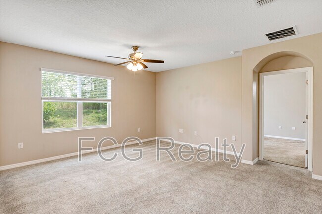 Building Photo - 72 Hickory Crse