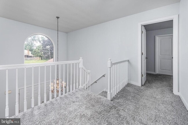 Building Photo - 115 Greenvale Ct