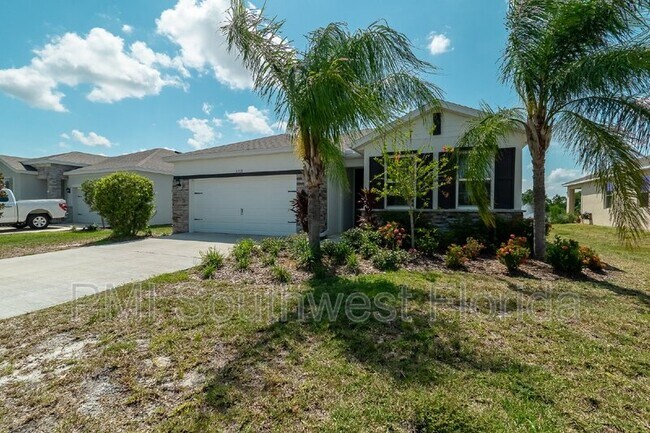Building Photo - 5928 Silver Palm Blvd