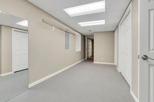 Building Photo - 955 Eastward Cir