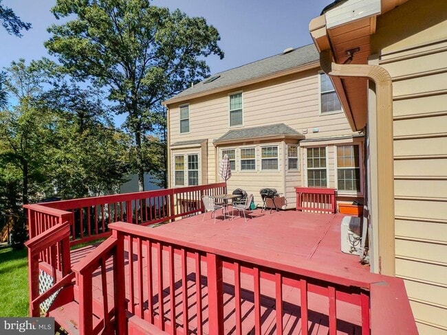 Building Photo - 107 Bonhill Dr