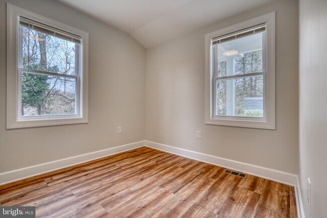 Building Photo - 1812 Conowingo Rd